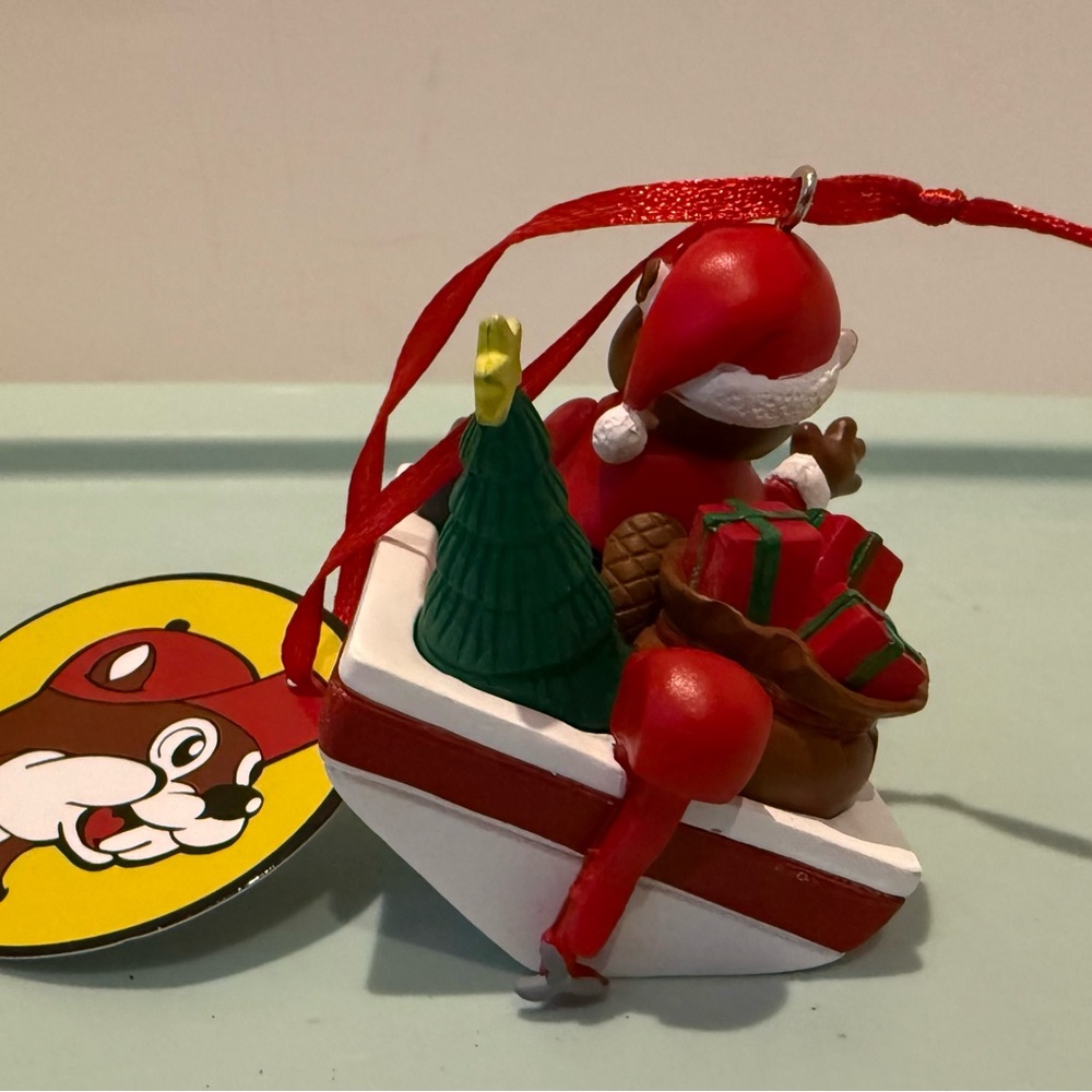 Super Cute Buc-ees Santa in Boat Ornament- NWT - Picture 4 of 5